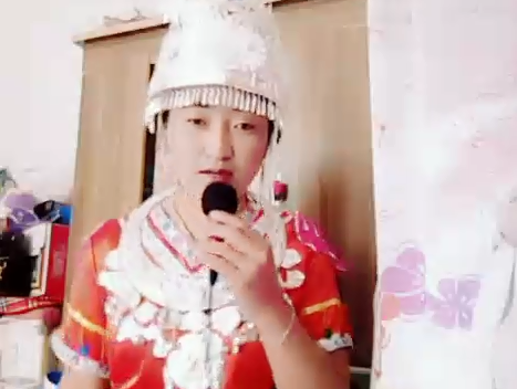 云南山歌《半夜想你不成双》演唱：张凤英